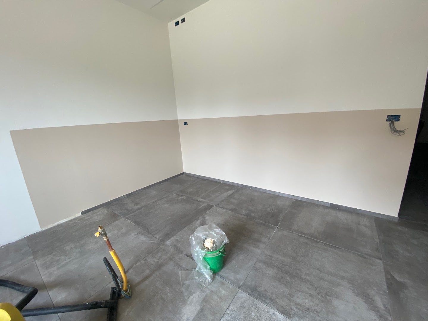 D.B. Painting & Decorating — Foto 3